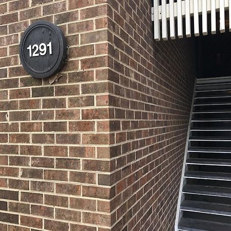 Modern Upscale Private Rooms Raleigh Exterior photo